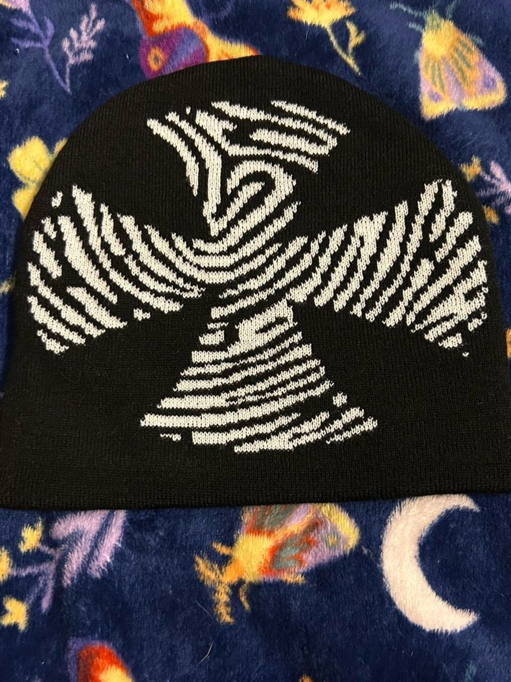 Unisex Black and White Cross Design Beanie